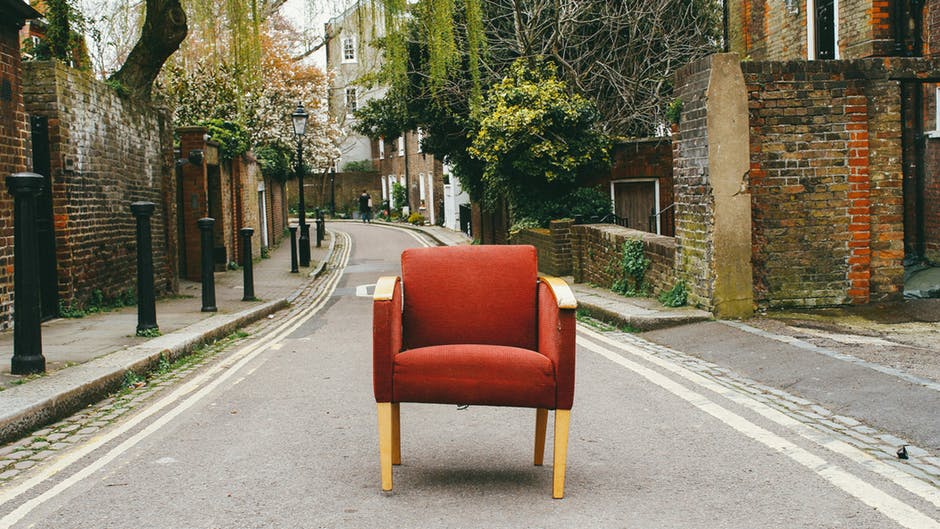 5 things to watch out for when shopping for second-hand furniture