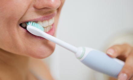 ‘Must Have’ Teeth Cleaning Tools for Orthodontic Treatment
